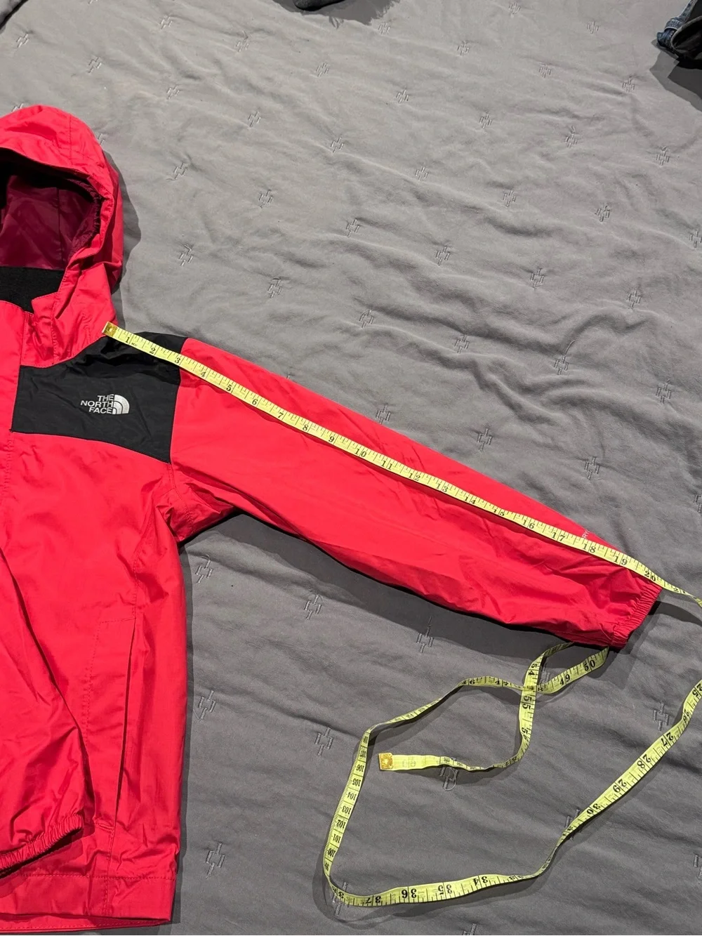 The North Face Kids Two-Tone Red and Black Hooded Rain Jacket - Size XS (6)